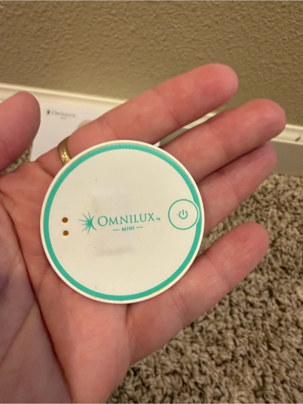 Omnilux Mini Blemish Eraser Anti-Acne LED Device - White with Teal Trim